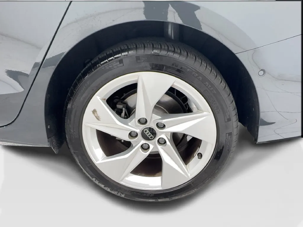 Audi A3 photo 12