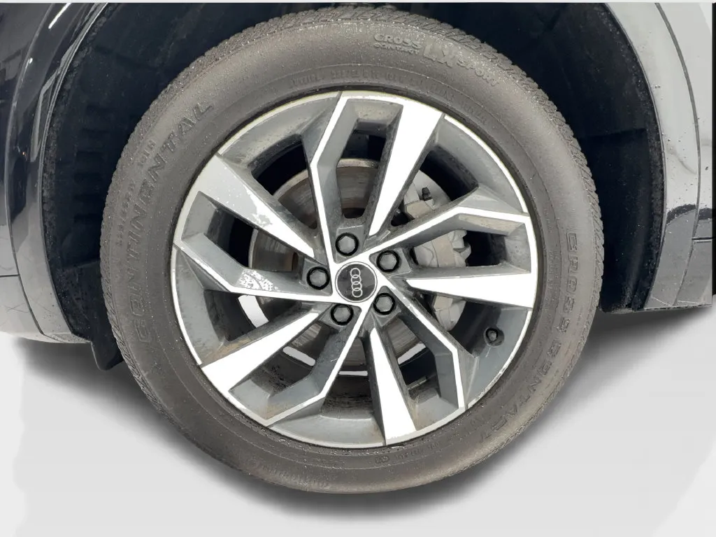 Audi Q5 photo 12