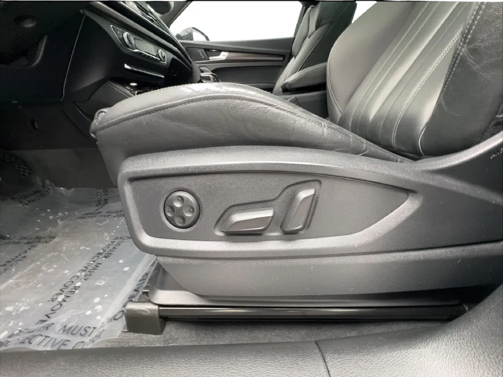 Audi Q5 photo 28