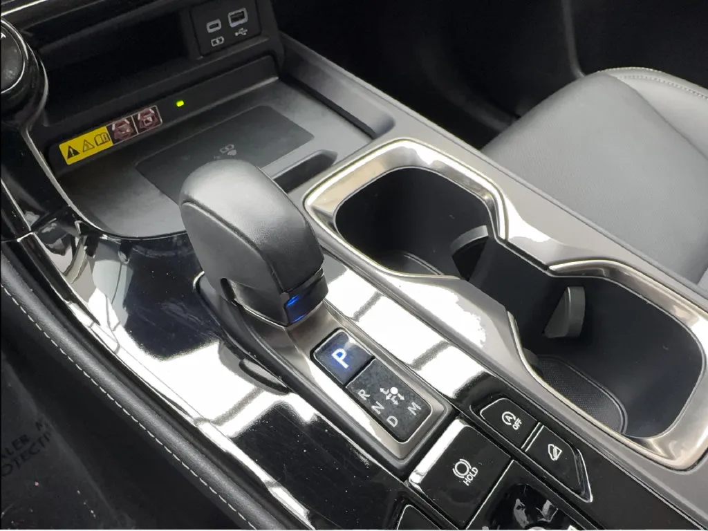 Lexus NX photo 46
