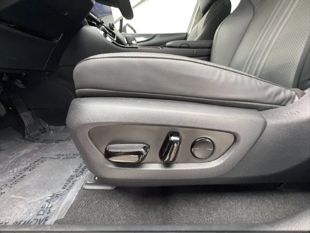 Lexus NX photo 29