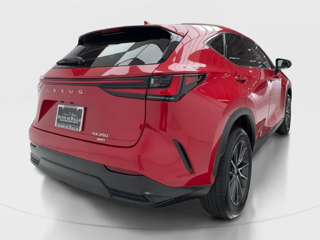 Lexus NX photo 8