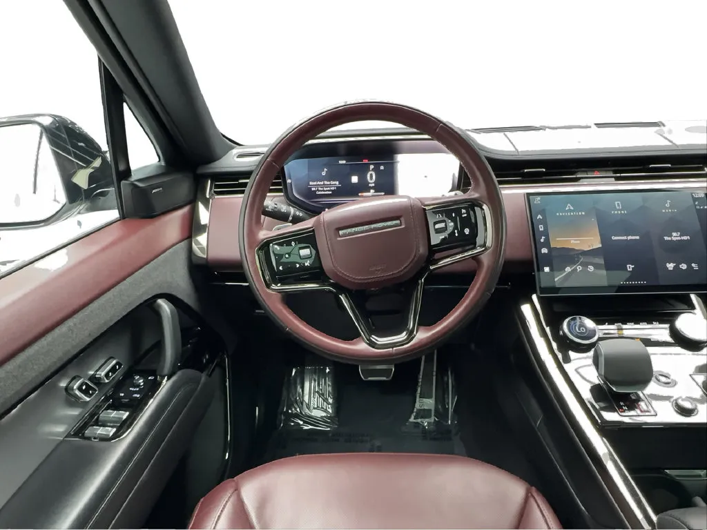 Land Rover Range Rover Sport photo 21