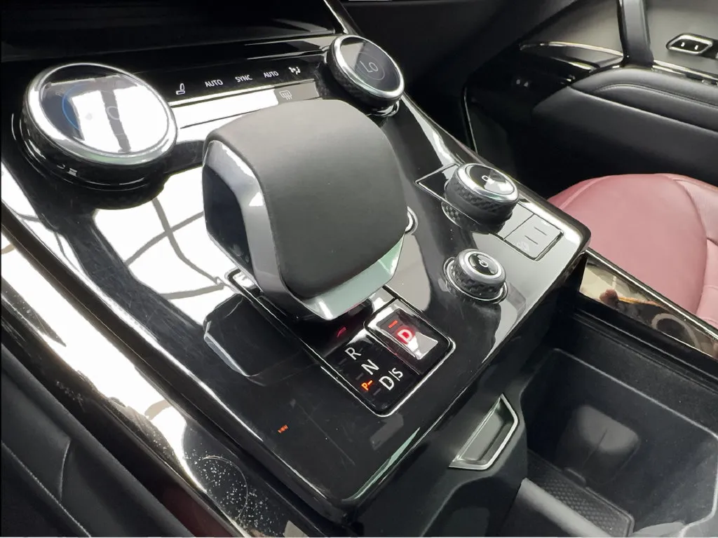 Land Rover Range Rover Sport photo 46