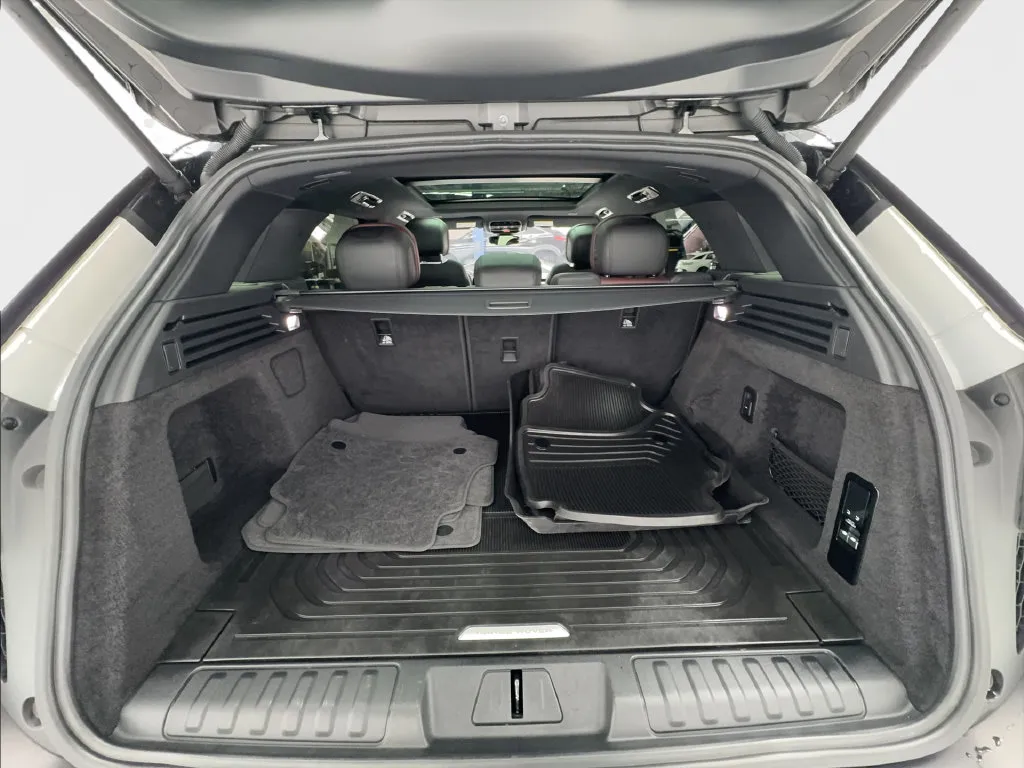 Land Rover Range Rover Sport photo 12