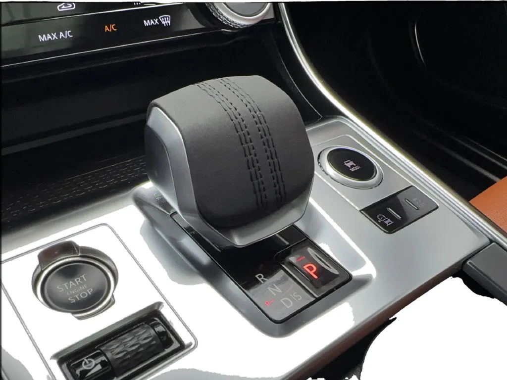 Jaguar XF photo 48