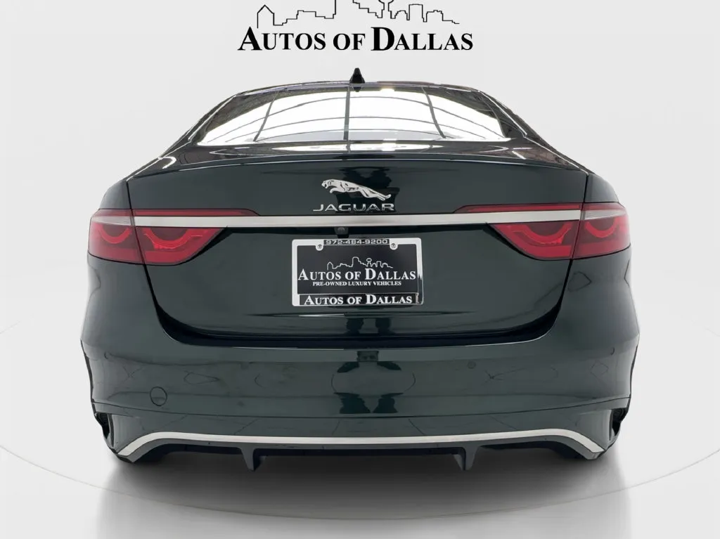 Jaguar XF photo 7