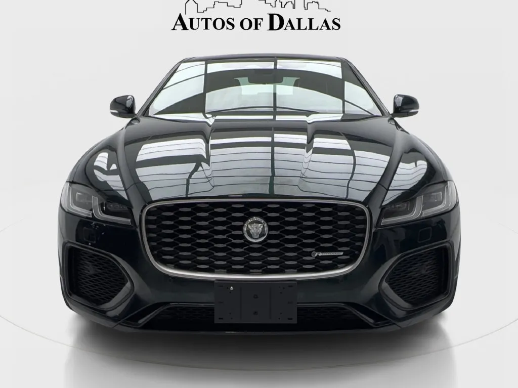 Jaguar XF photo 4