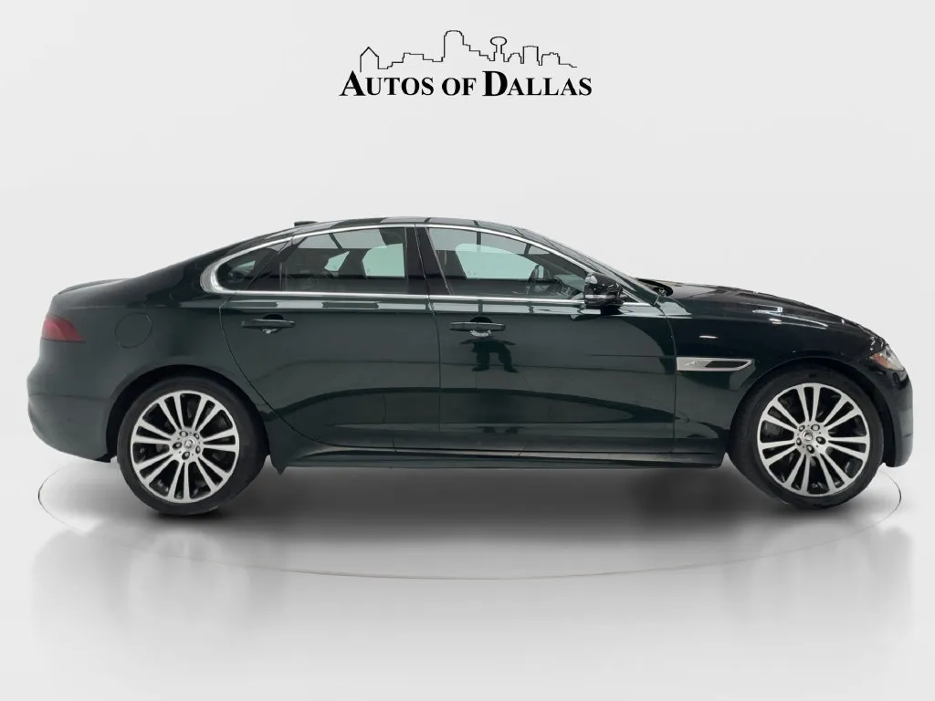 Jaguar XF photo 11