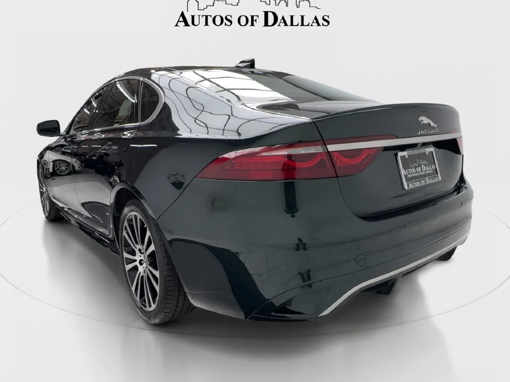 Jaguar XF photo 6