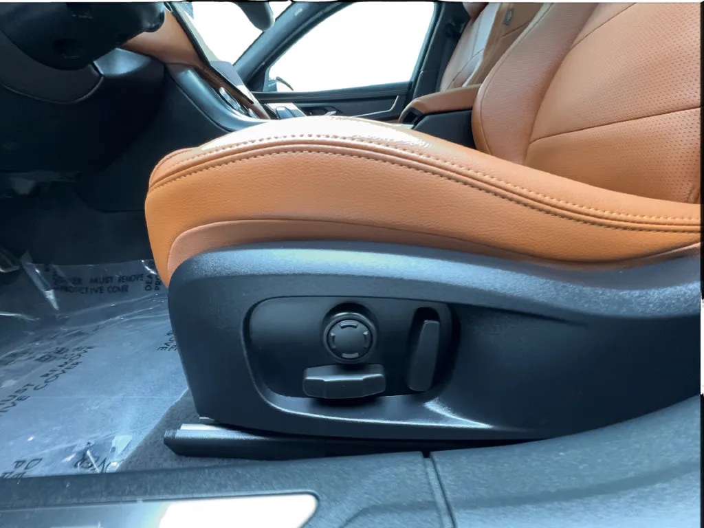 Jaguar XF photo 23