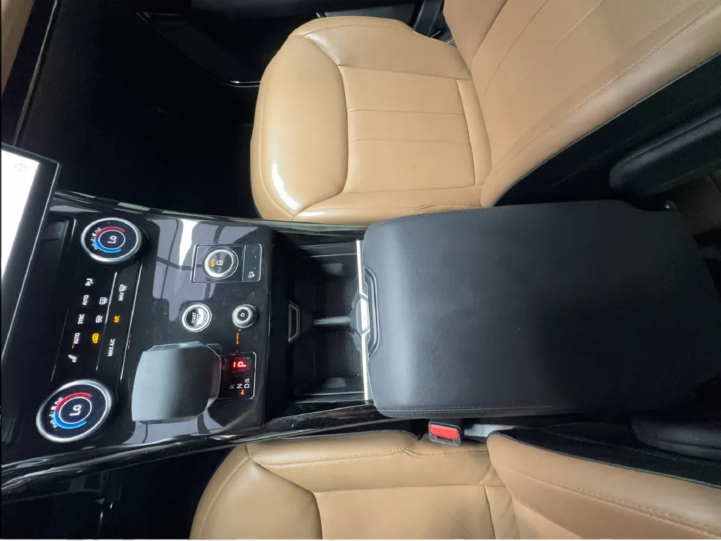 Land Rover Range Rover Sport photo 47