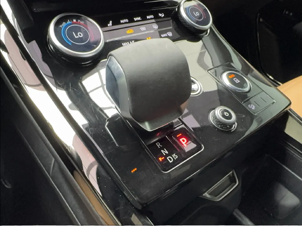 Land Rover Range Rover Sport photo 46