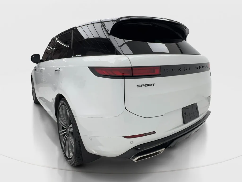 Land Rover Range Rover Sport photo 6