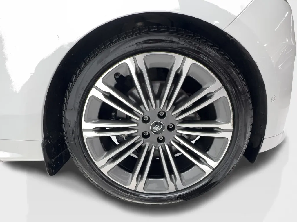 Land Rover Range Rover Sport photo 19