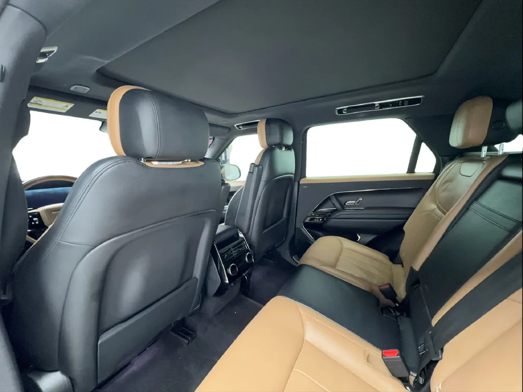 Land Rover Range Rover Sport photo 30