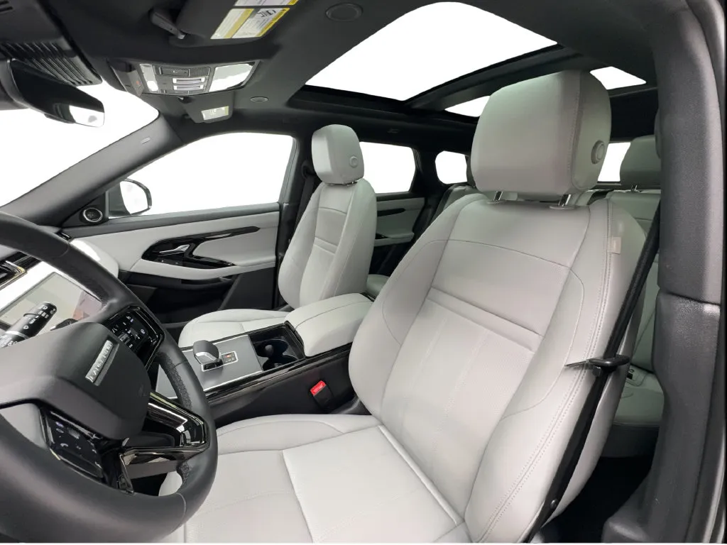 Land Rover Range Rover Evoque photo 25