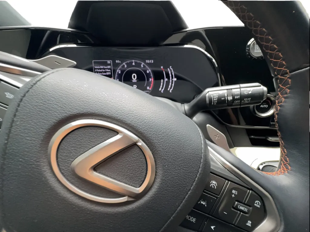 Lexus NX photo 43