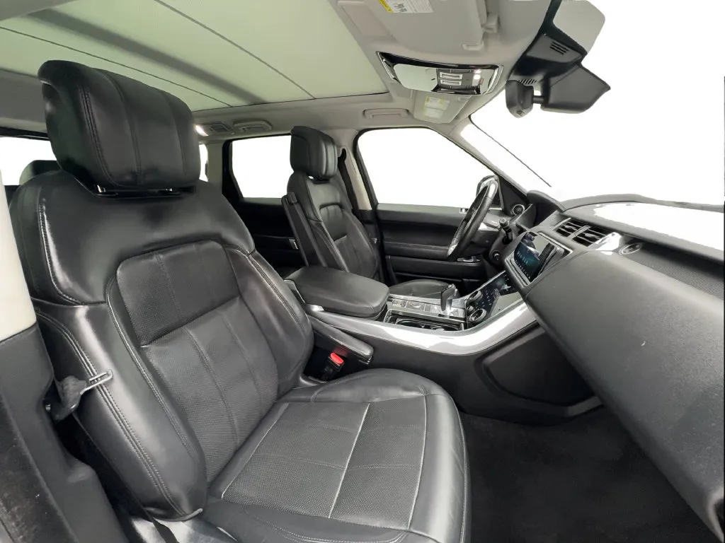 Land Rover Range Rover Sport photo 37