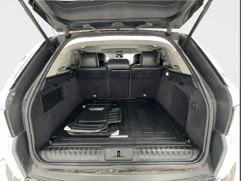 Land Rover Range Rover Sport photo 18