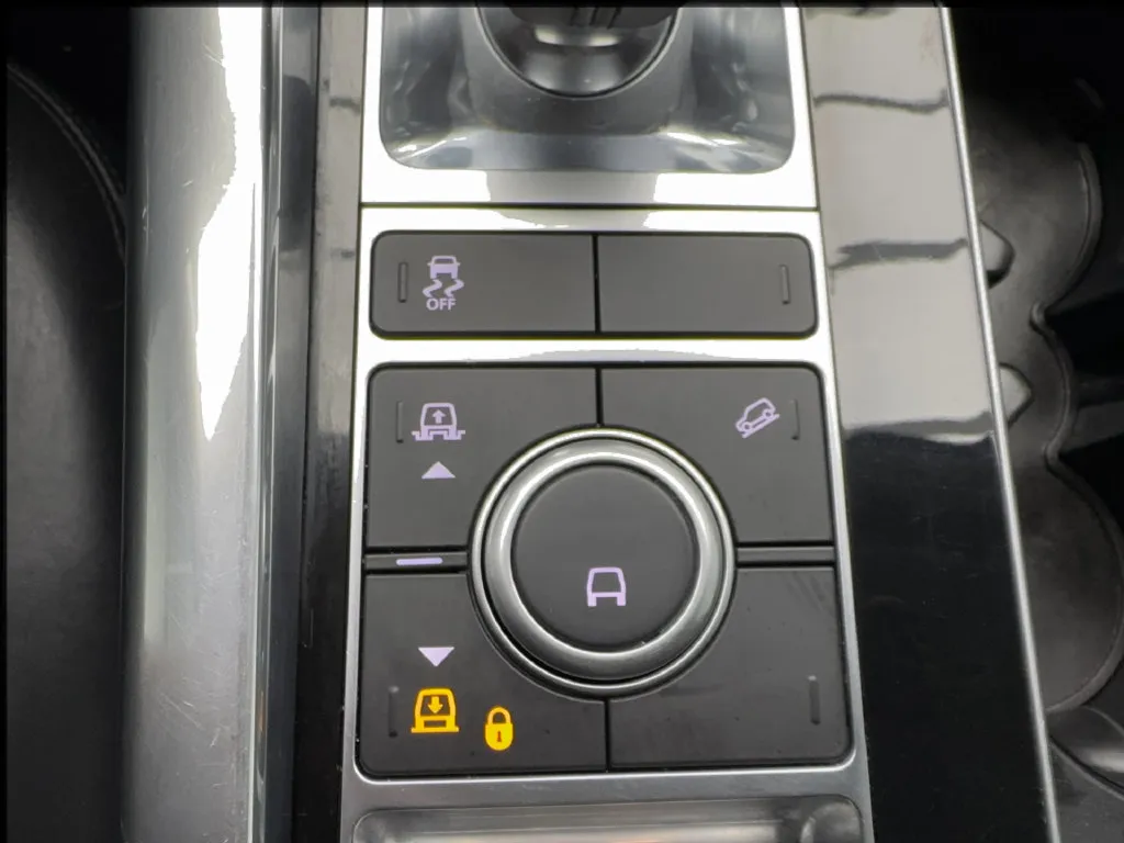 Land Rover Range Rover Sport photo 46