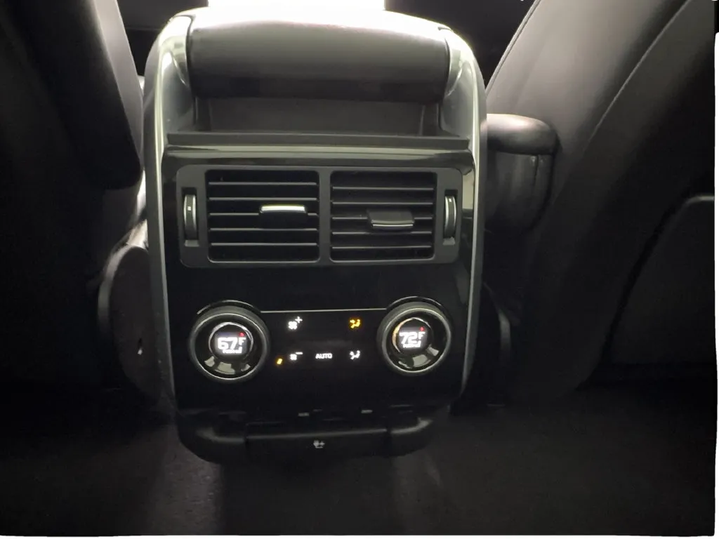 Land Rover Range Rover Sport photo 23