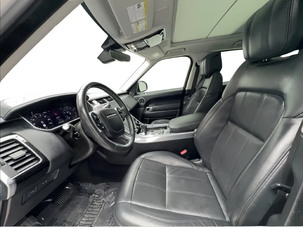 Land Rover Range Rover Sport photo 26