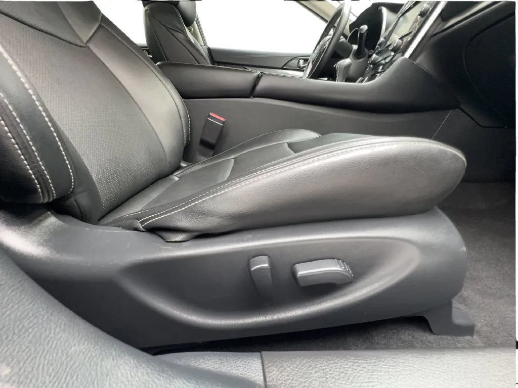 Nissan Maxima photo 40