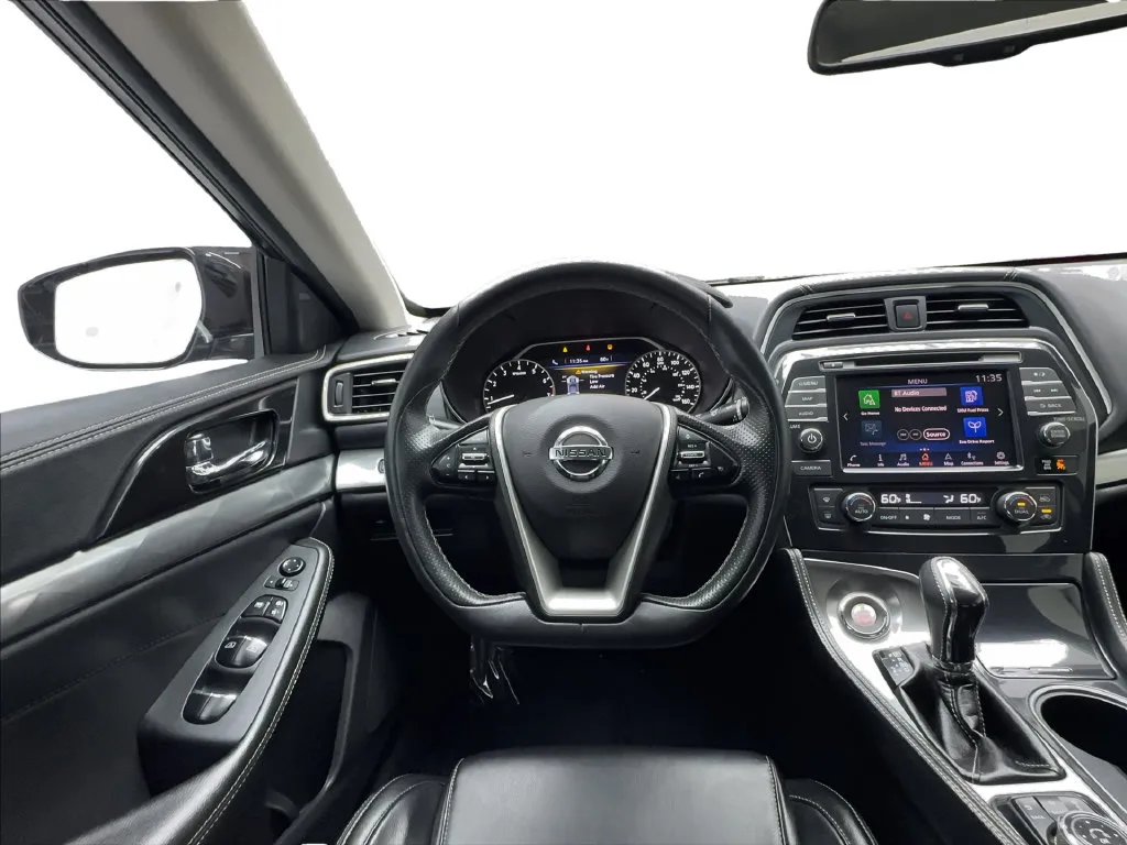 Nissan Maxima photo 21