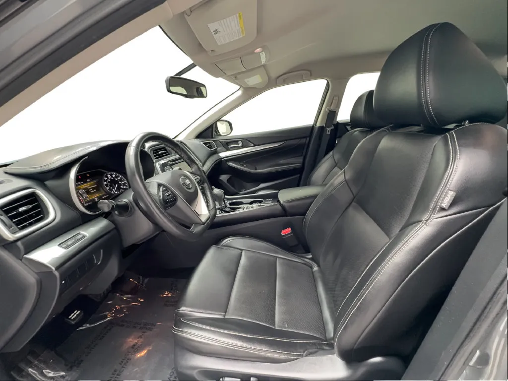 Nissan Maxima photo 26