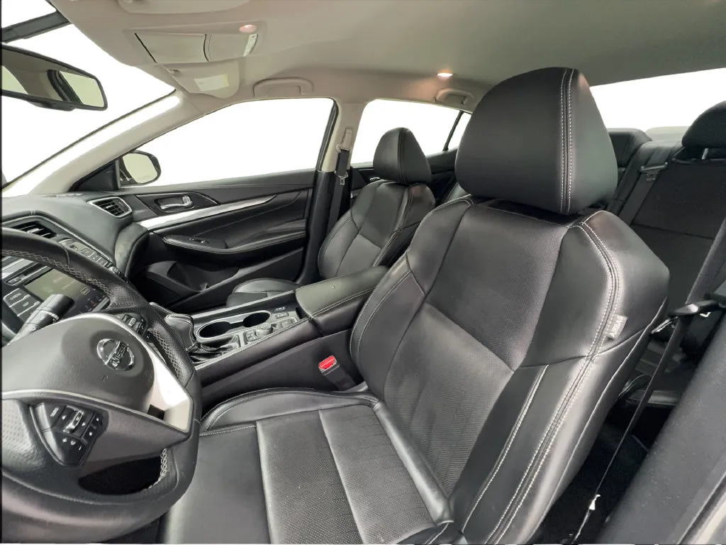 Nissan Maxima photo 25