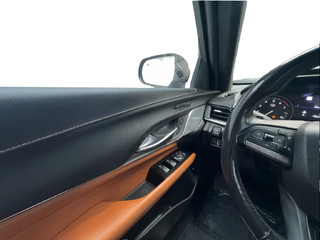 Cadillac CT4 photo 39