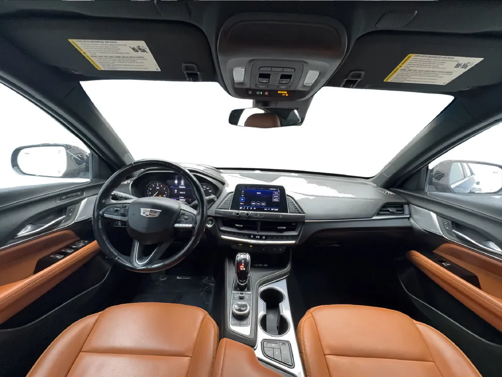 Cadillac CT4 photo 35