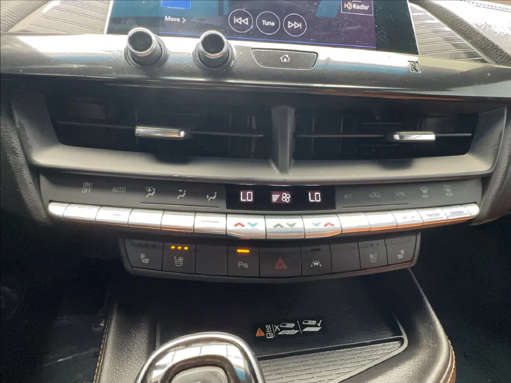 Cadillac CT4 photo 44