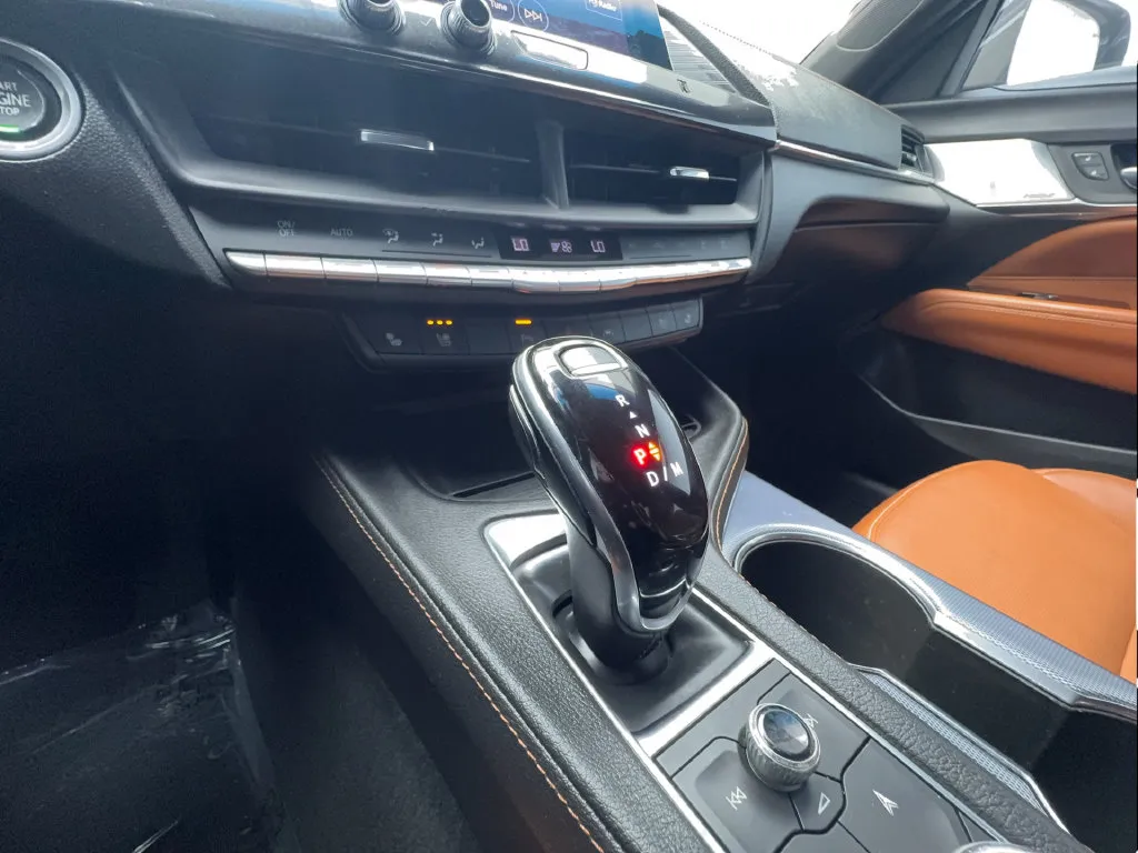 Cadillac CT4 photo 45