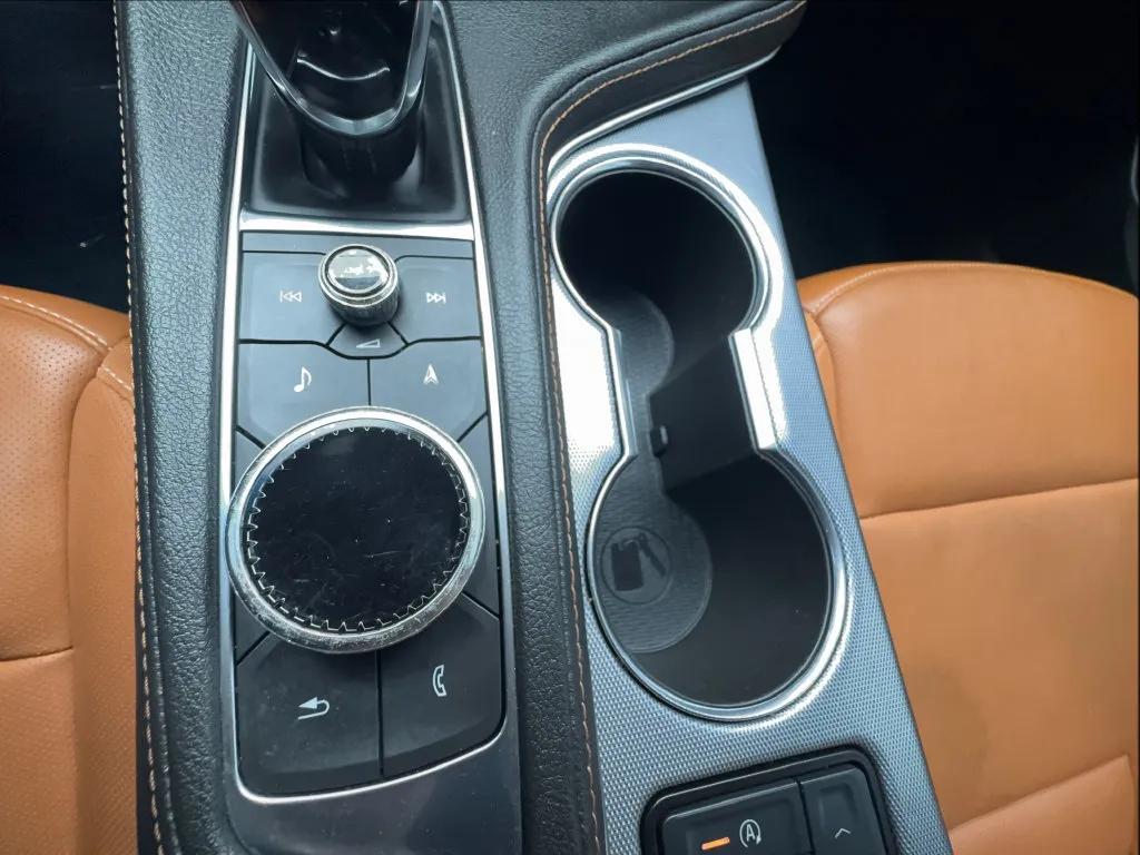 Cadillac CT4 photo 47