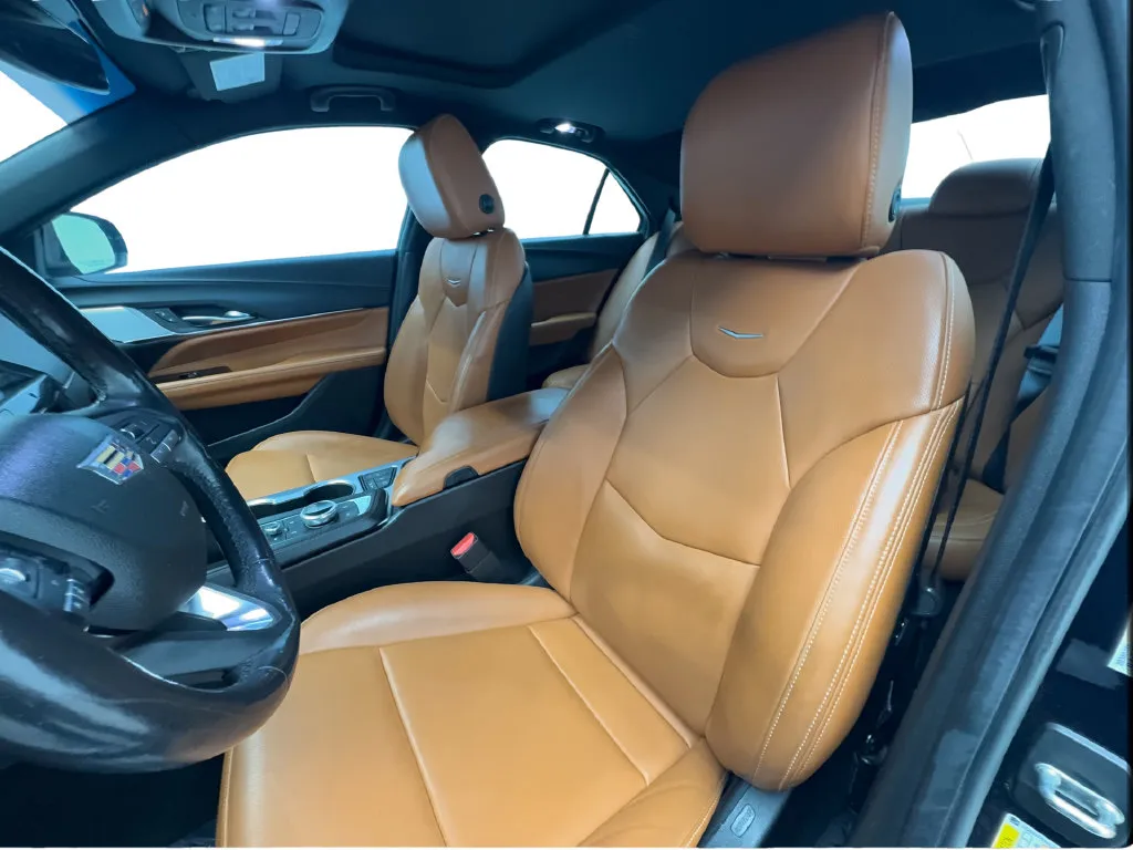 Cadillac CT4 photo 15
