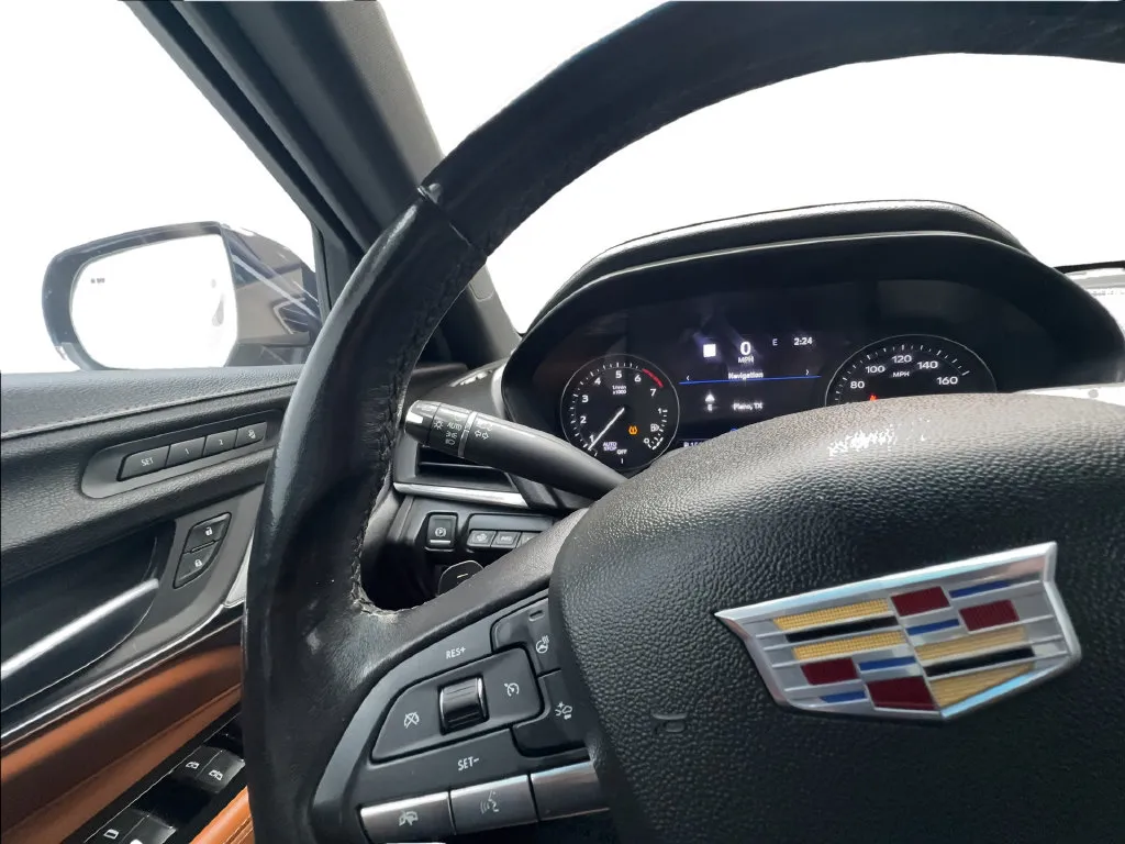 Cadillac CT4 photo 42