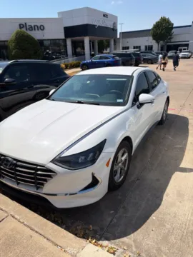 White 2022 Hyundai Sonata SE for sale in Plano, TX