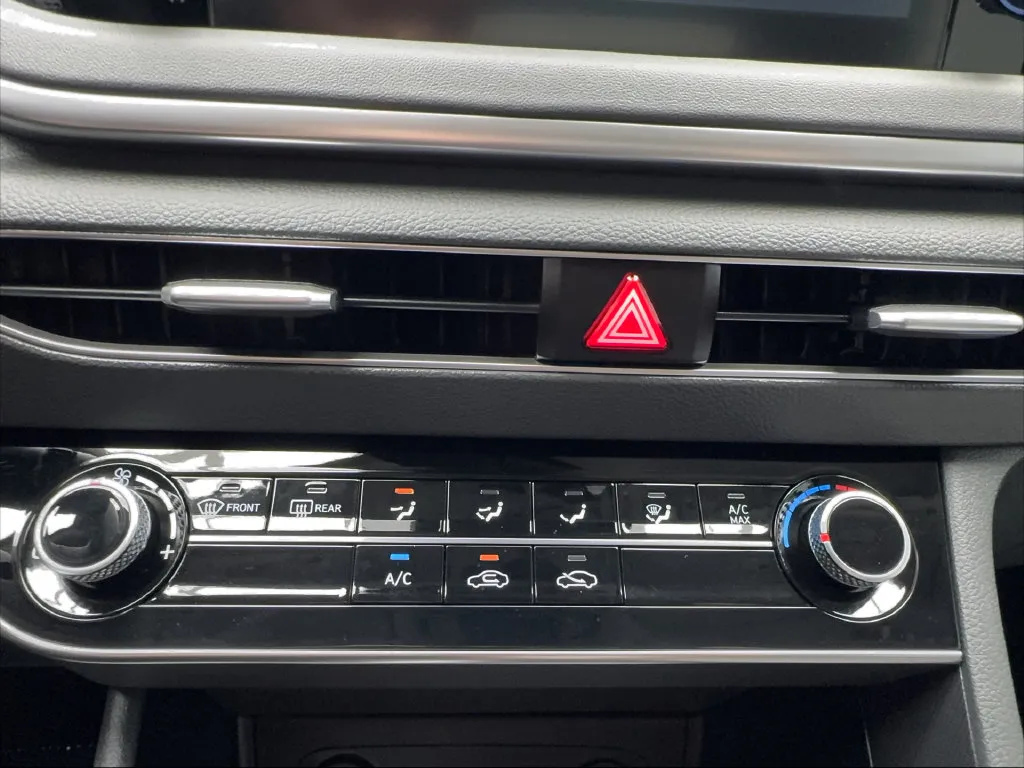 Hyundai Sonata photo 48