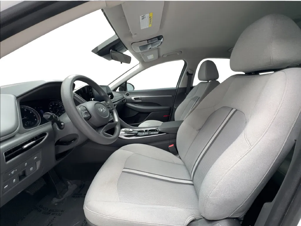 Hyundai Sonata photo 21