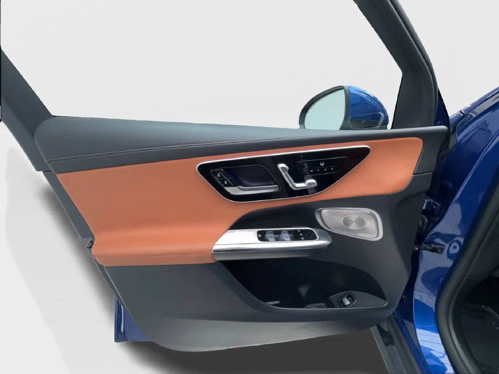 Mercedes-Benz GLC photo 23