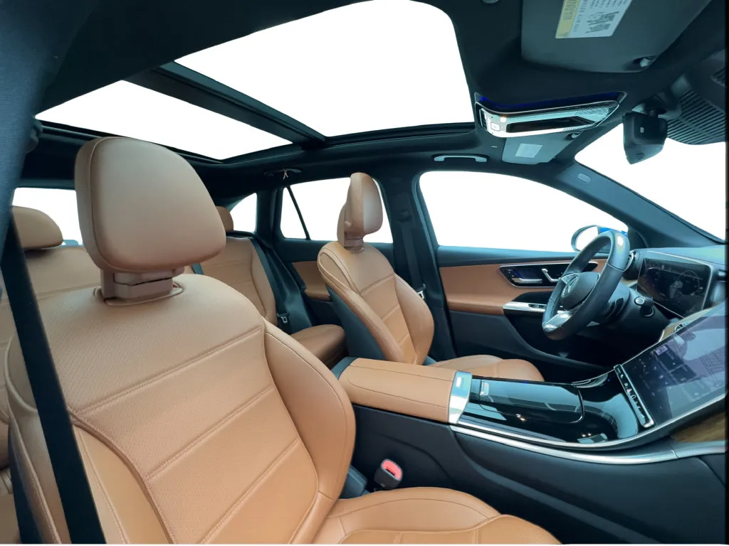 Mercedes-Benz GLC photo 32