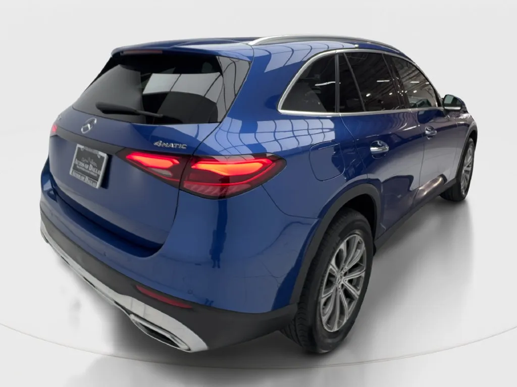 Mercedes-Benz GLC photo 8