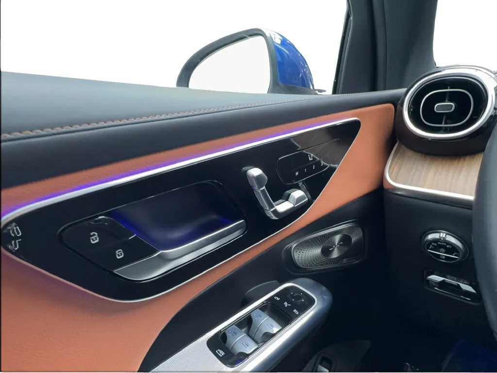 Mercedes-Benz GLC photo 48