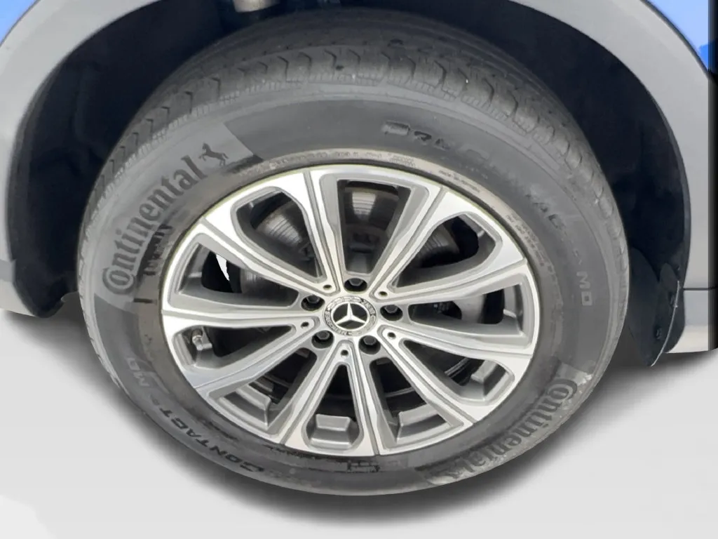 Mercedes-Benz GLC photo 18