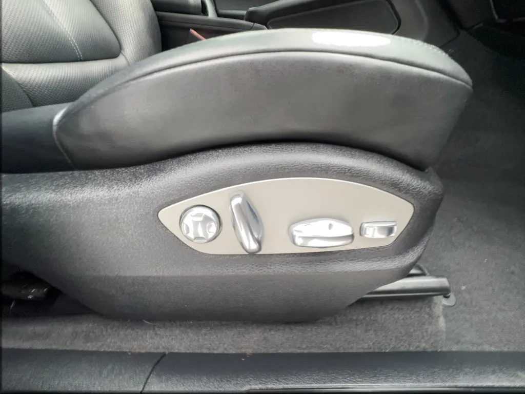 Porsche Macan photo 34