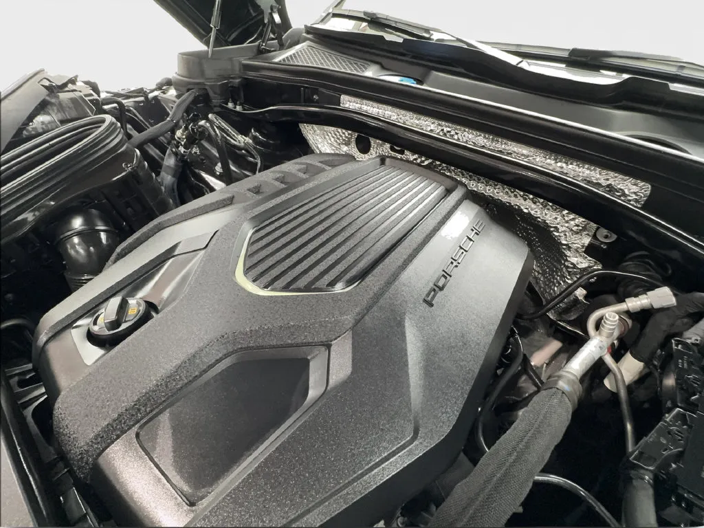 Porsche Macan photo 20