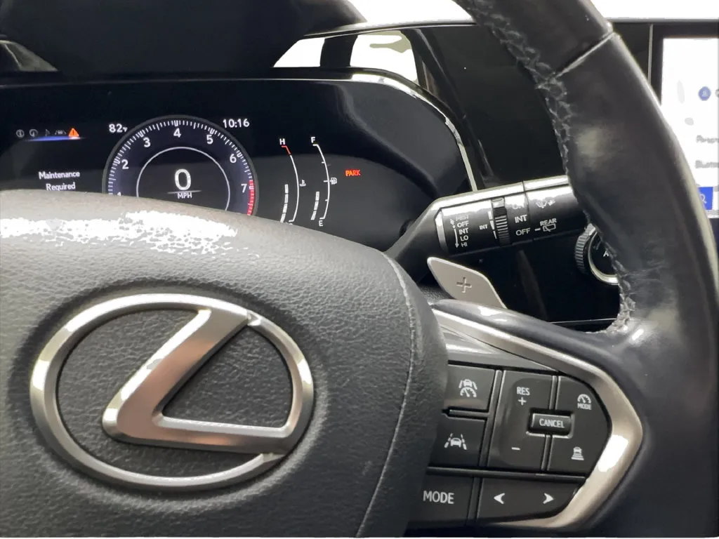 Lexus NX photo 45