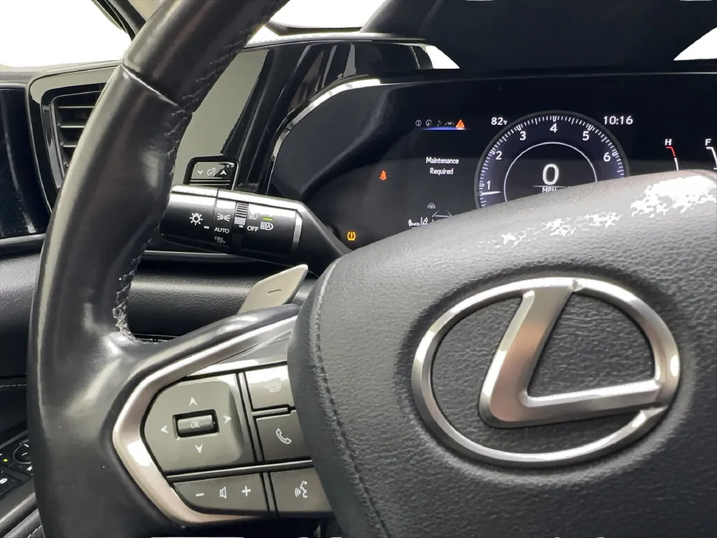 Lexus NX photo 44